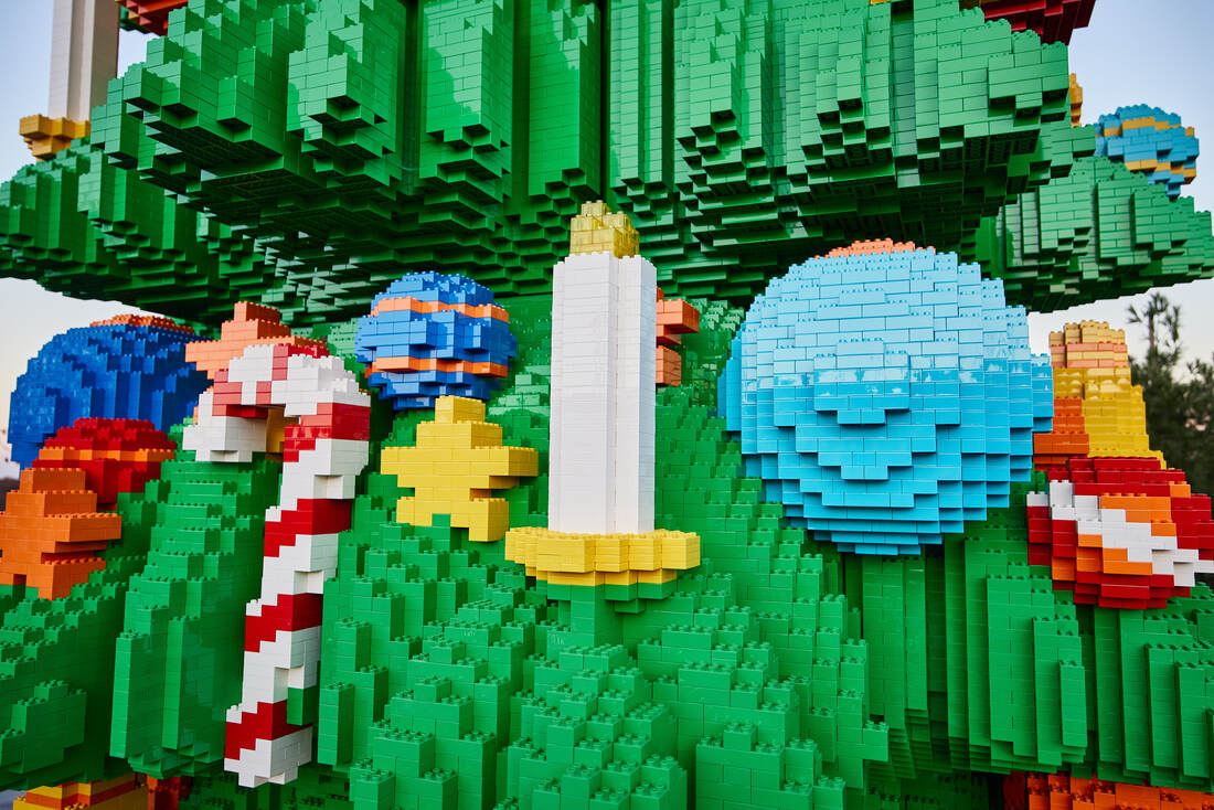 Brick by Brick: LEGOLAND California’s Iconic LEGO Christmas Tree Returns!