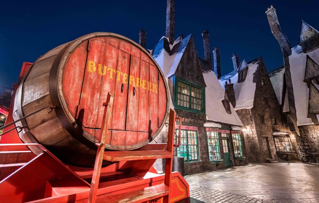 Universal Orlando Resort and Universal Studios Hollywood Celebrate Butterbeer Season in The Wizarding World of Harry Potter