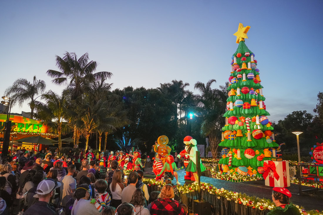HALLMARK CHANNEL STARS BRENNAN ELLIOTT, BARBARA NIVEN, AND ASHLEY WILLIAMS LIGHT THE LEGO CHRISTMAS TREE AT LEGOLAND CALIFORNIA RESORT!
