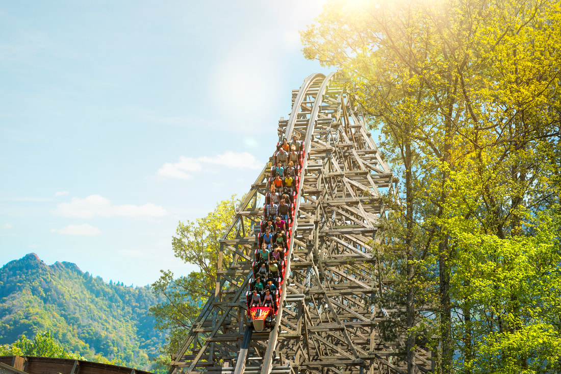 DOLLYWOOD ANNOUNCES HIRING EVENTS FOR 2023 SEASON