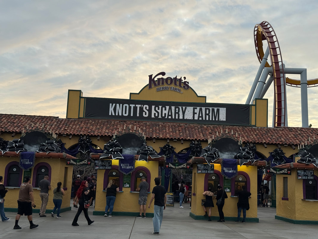 Knott's Scary Farm Opening Night 2025