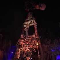 Knott's Scary Farm 2019 Opening Weekend