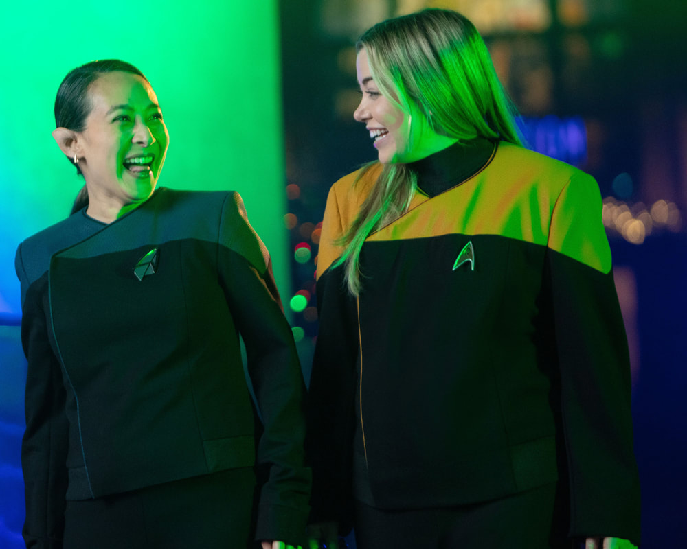 All-New Merchandise and Cosplay Attire Take Center Stage at Universal Fan Fest Nights