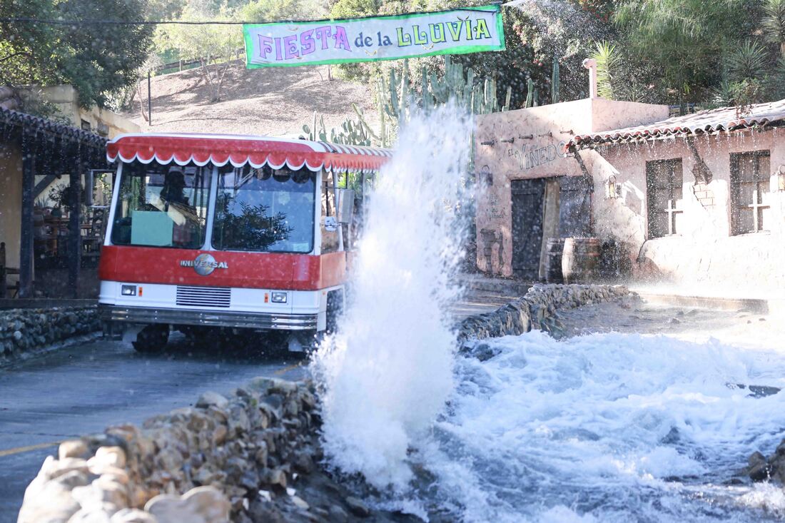 Universal Studios Hollywood Reissues Iconic Glamor Trams as World-Renowned Studio Tour Celebrates a Milestone 60 Years